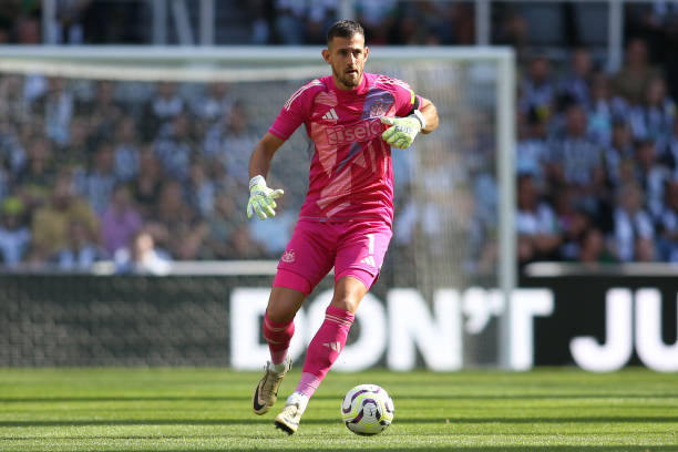 在體育界屢 在體育界屢